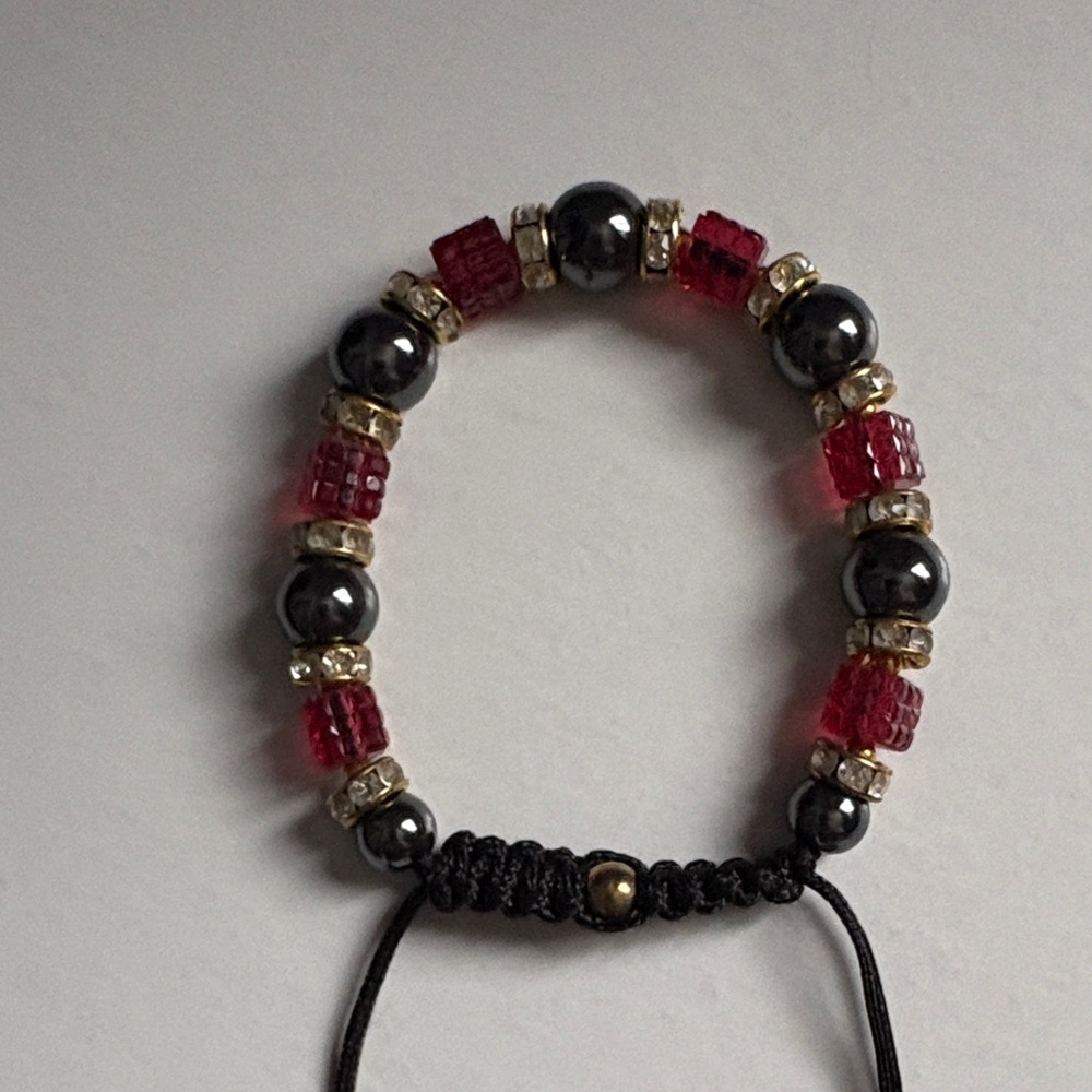 Elegant Red and Black Beaded Bracelet